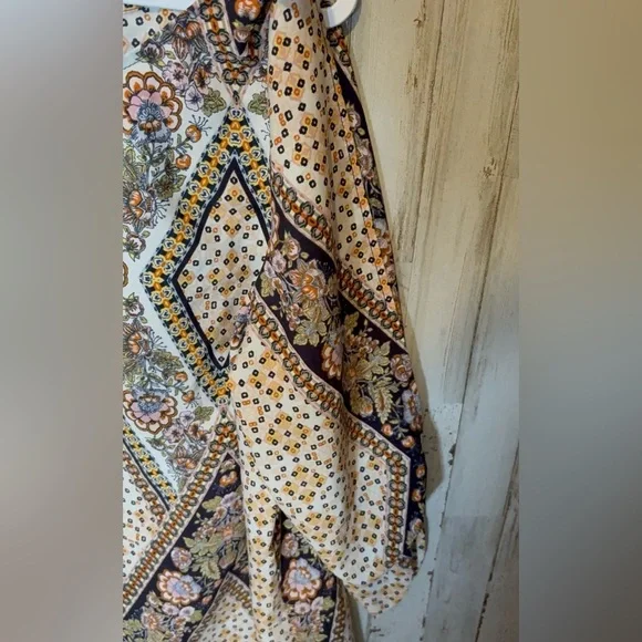 Bebop Knotted sleeves shoulder Beige Pink + Floral Flower Dress Size 3X - Picture 3 of 16